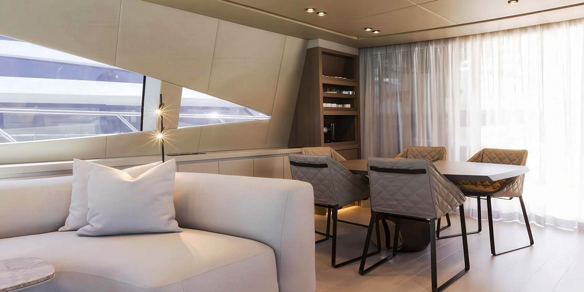 Аренда мега яхты Mangusta 110 Fanamax во Франции